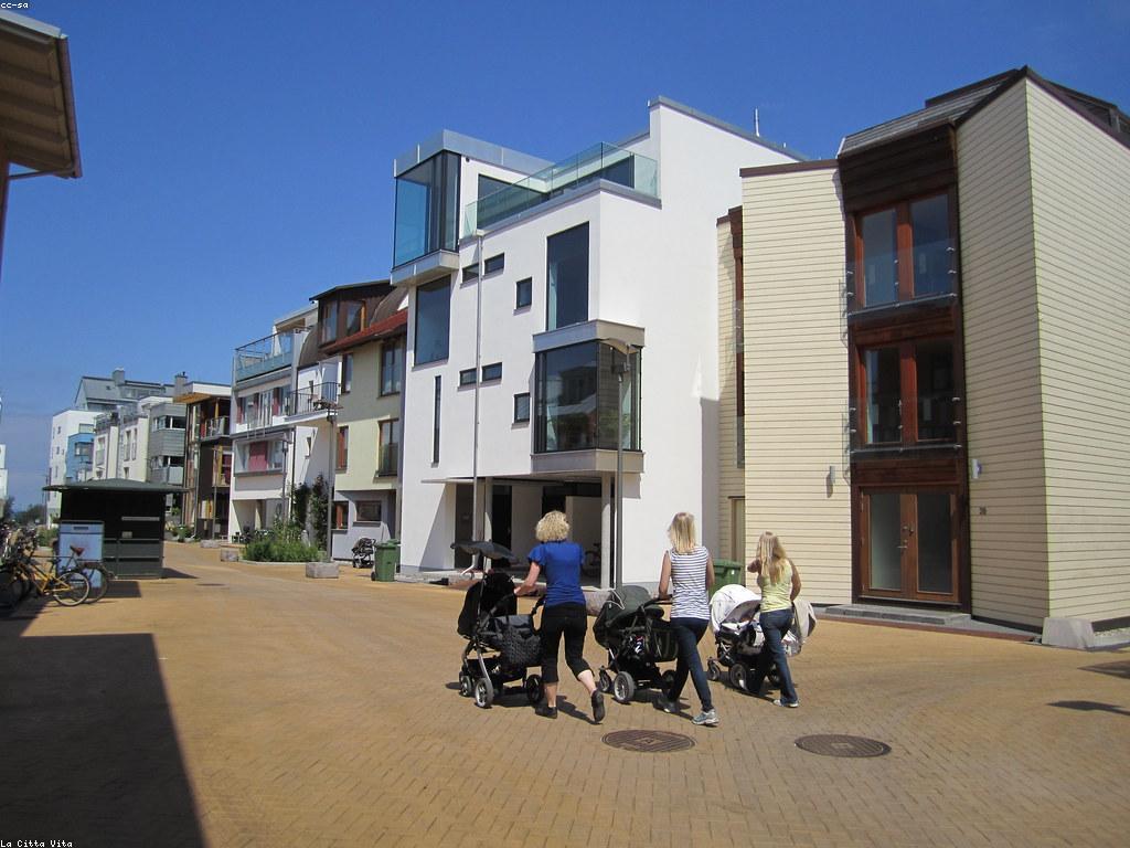 កម្មវិធីប្រាក់បន្ថែម៖ អ្វីដែលអ្នកត្រូវដឹង