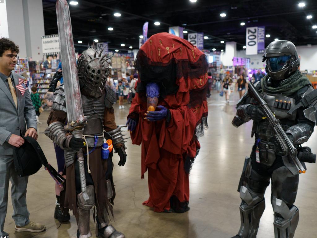 ចំណេះដឹងអំពីប្រាក់បន្ថែម: ការប្រើប្រាស់និងអត្ថប្រយោជន៍