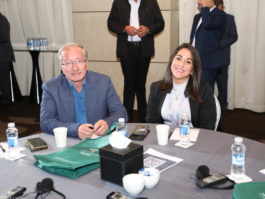 ការប្រាប់ពីប្រាក់បន្ថែម: ធ្វើដូចម្តេចដើម្បីរកប្រាក់បន្ថែម